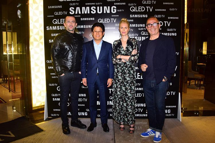 Samsung QLED TV Serisini Renkli Bir Davet le Tantt