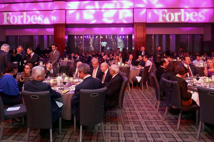 Forbes Türkiyenin Yaayan En Büyük Zihinlerini Ödüllendirdi