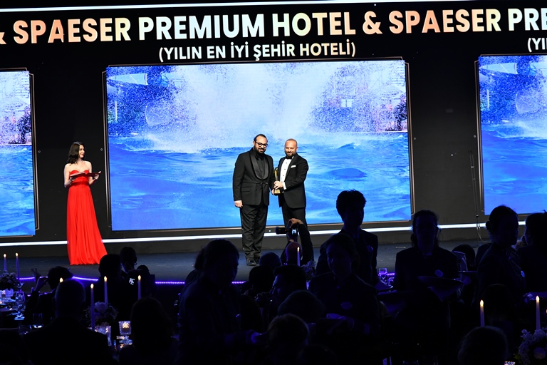 Eser Premum Hotel & Spa :  Yln En yi ehir Oteli Ödülüne Layk Görüldü 