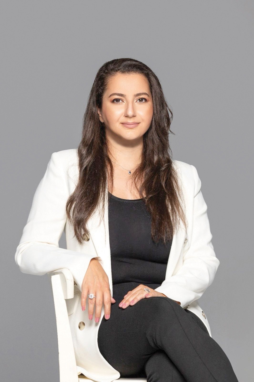 Zeynep Çelebio�lu :  Ba�ar�s�n� Do�al �çerikli �Zenaz� Markas�yla Taçland�rd�, Longev�ty Dünyas�n�n Dikkatini Çekti