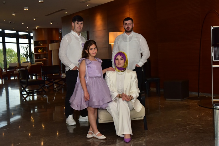 Tuba Efe Kocabey : Annelik Bana Pes Etmemeyi Ve Mücadele Etmeyi Öretti