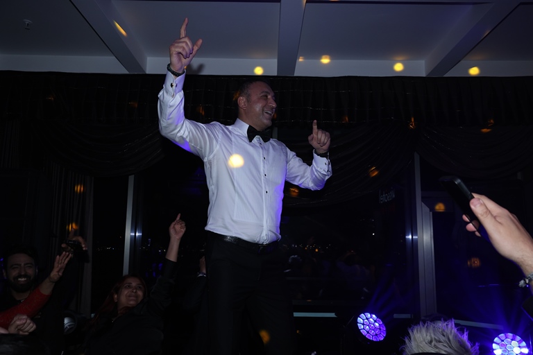 After Party çin Berna Öztürk Dj Kabinine Geçti, Konuklara Muhteem Bir Elence Sundu  