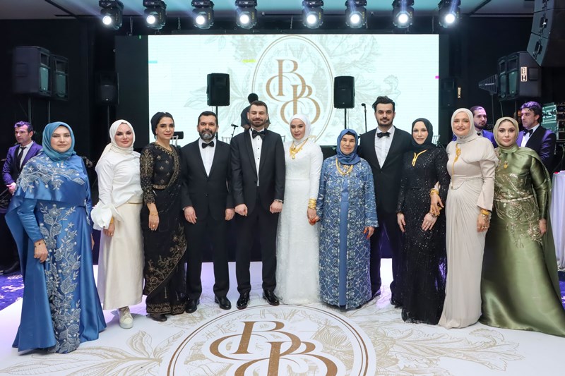 Betül Kavak-Bilal Teymur :  Görkemli Bir Dü�ün Töreni �le Hayatlar�n� Birle�tirdi