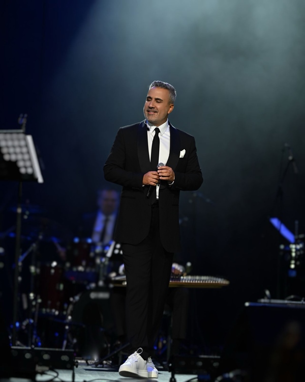 Emrah Rusya�y� Sallad�! 