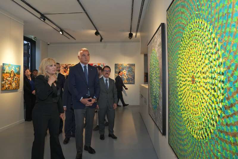 �stanbul�da Kültür Yolu Heyecan�: 400�den Fazla Etkinlikle Sanat �öleni Ba�lad� 