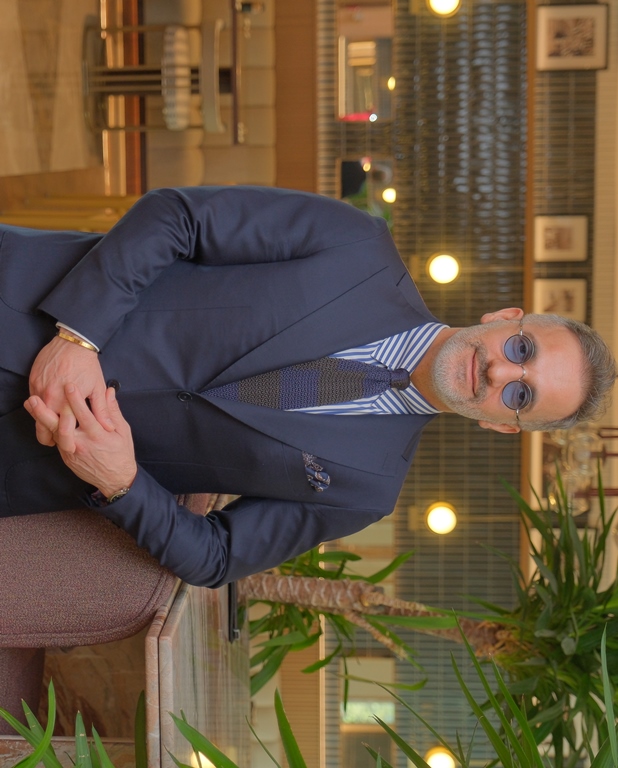 Ertan Çelik :  Ertan Çelik Talor Made  le Erkek Modasnda Fark Yaratt