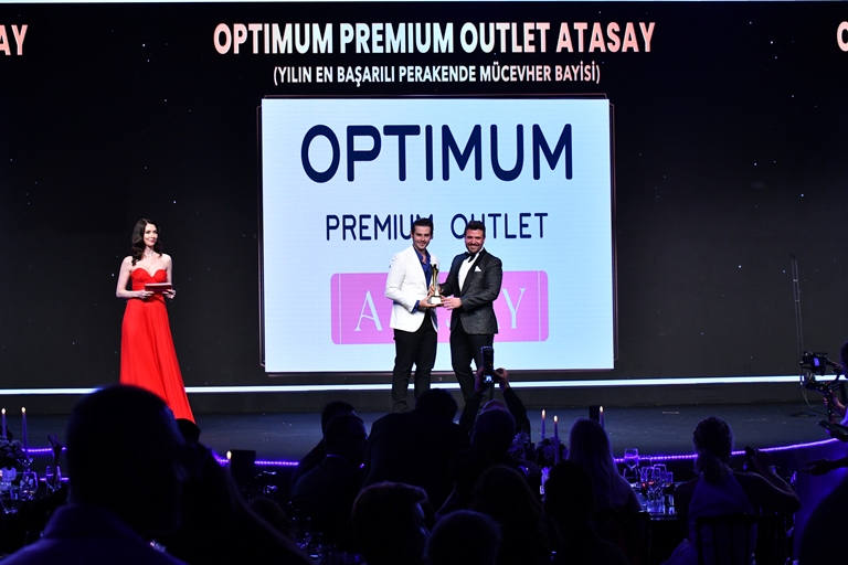 Optimum Premium Outlet Atasay :  Yln En Baarl Perakende Mücevher Bayisi Ödülünü Kazand 