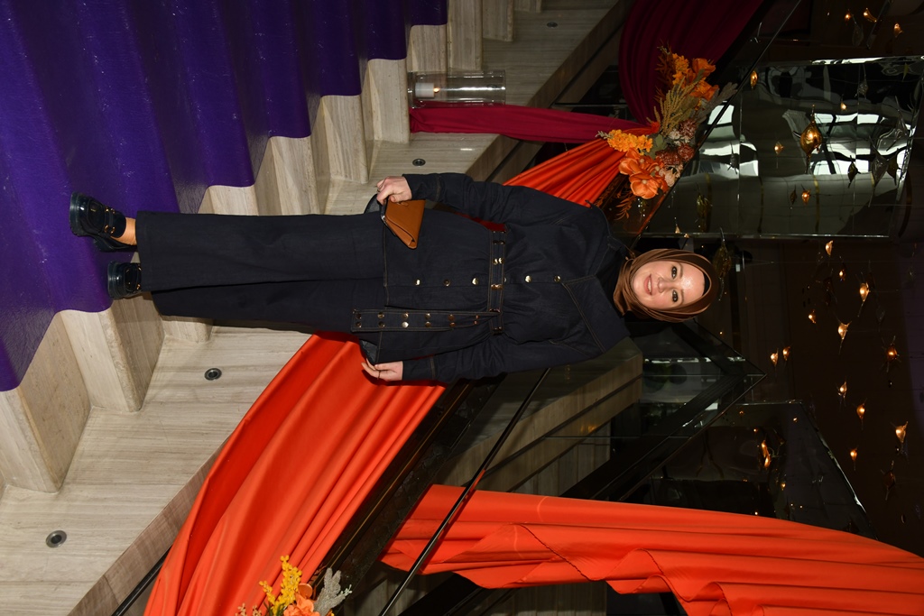 Bollywood I��lt�s�  Raffles �stanbul�u Sard� 