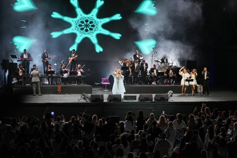 Seda Sayan Aç�khava�y� Sallad�