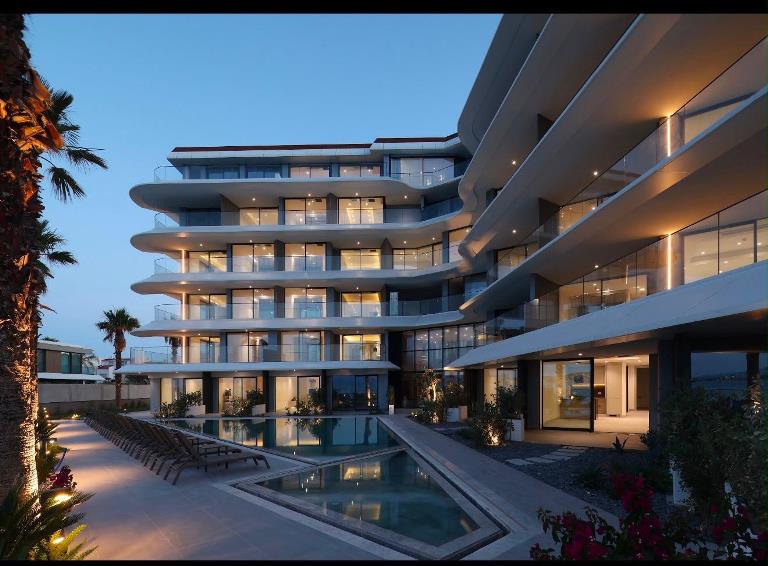 Demirok Yap� Group, Noa Terrace Çe�me�de Yeni Bir Ya�am Vizyonu Sunuyor