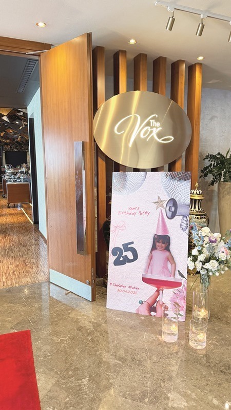 �rem Özevin : Yeni Ya��n� Sheraton Ataköy�de Özel Bir Davetle Kutlad� 