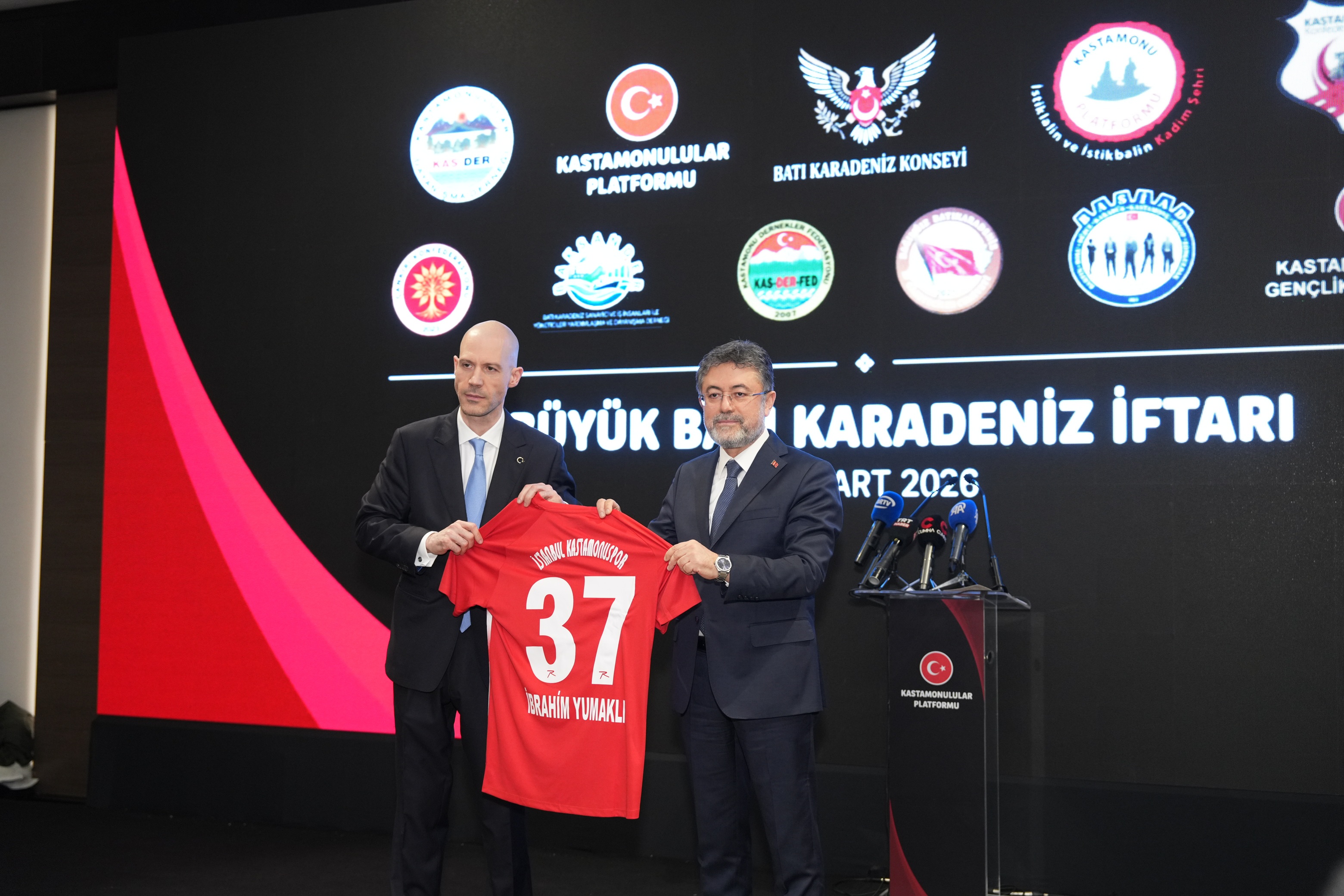 Kastamonulular Platformu Ve Bat� Karadeniz Konseyi'nin Birlik Ruhu �stanbul'da Ayn� Sofrada Bulu�tu 