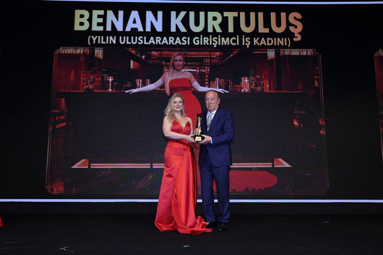 Benan Kurtulu :   Yln Uluslararas Giriimci  Kadn Ödülünü Kazand 