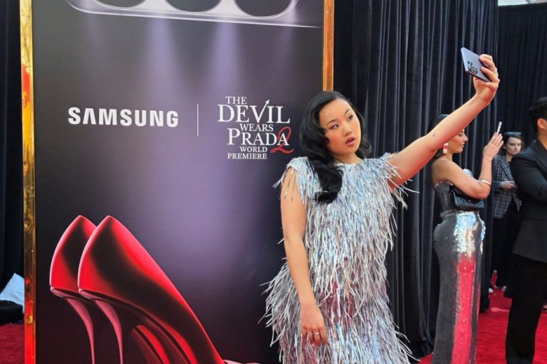 Samsung�dan Moda ve Teknolojiyi Bulu�turan Özel �� Birli�i:  �The Devil Wears Prada 2� için Galaxy S26 Ultra Sahnede