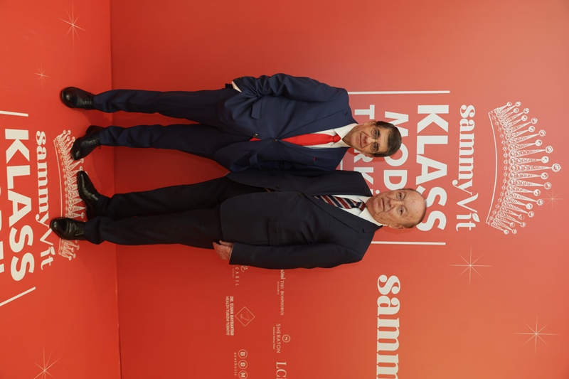 Sammyvit Klass Model Türkiye 2025 :  Ünlü �simler K�rm�z� Hal� ��kl���yla Oscar Gecesini Aratmad�