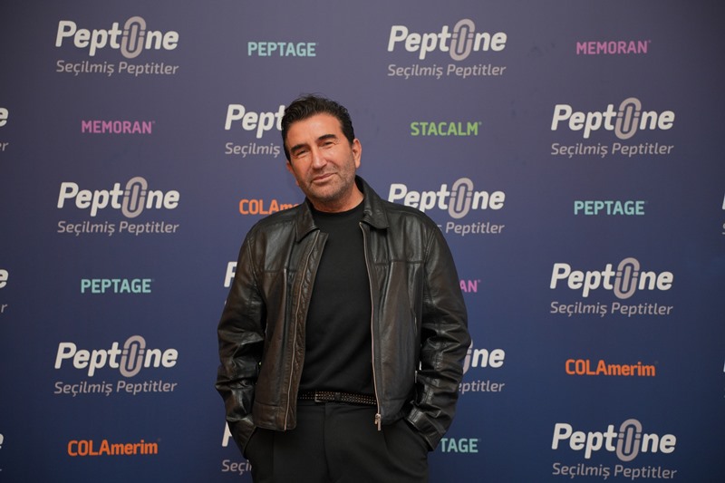 Pept�l�ne, �Seçilmi� Peptitler� Dünyas�n� Marka Elçisi Nebahat Çehre �le Tan�tt� 