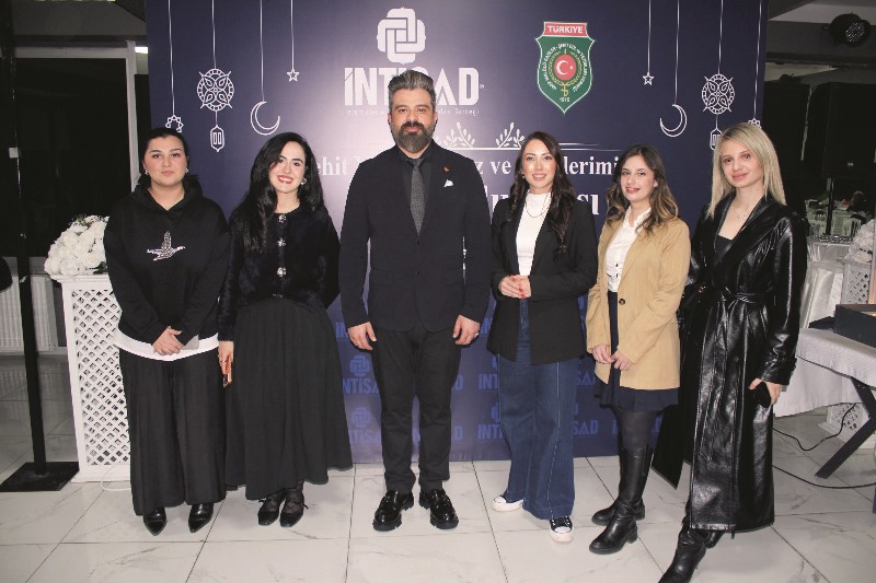 �ntisad�dan Ramazan�da Anlaml� Bulu�ma:  �ehit Ve Gazi Aileleri Ayn� Sofrada