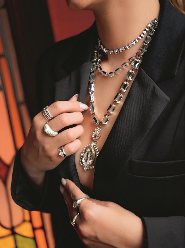 Gözde Çiçek : Arinna Bir Tak� De�il,  Bir His 