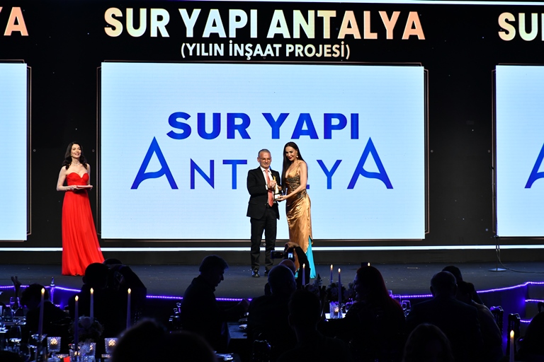 Sur Yap Antalya :  Yln naat Projesi Ödülünün Sahibi Oldu  