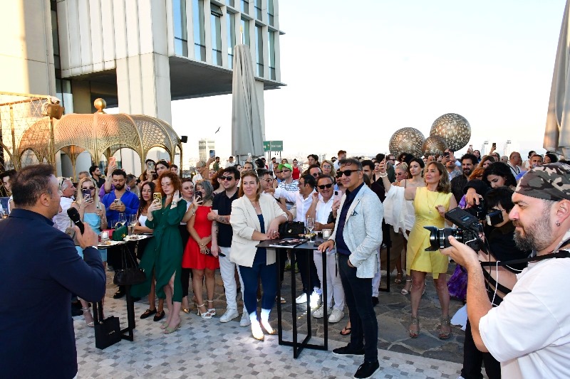 Fa�rmont Quasar �stanbul :  �Sunset Party� �le Yaz Sezonuna Muhte�em Bir Ba�lang�ç Yapt� 