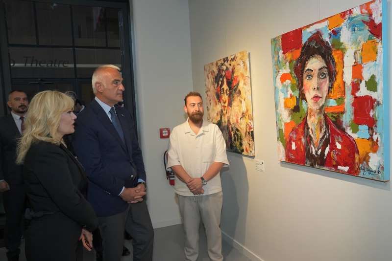 �stanbul�da Kültür Yolu Heyecan�: 400�den Fazla Etkinlikle Sanat �öleni Ba�lad� 