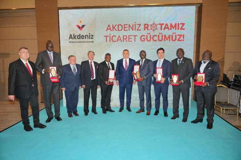 Akdeniz Ruhu Ortak Gelecek için Bulutu:  Diplomasi, Giriimcilik ve Kültürel  Birlii Öne Çkt 