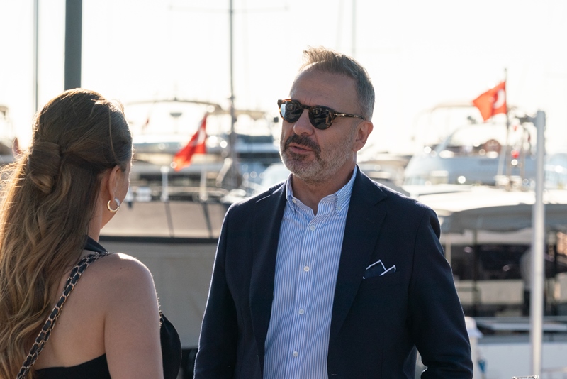 Murat Aygen Ekranlara �K�z�lc�k �erbeti� �le Dönüyor! 