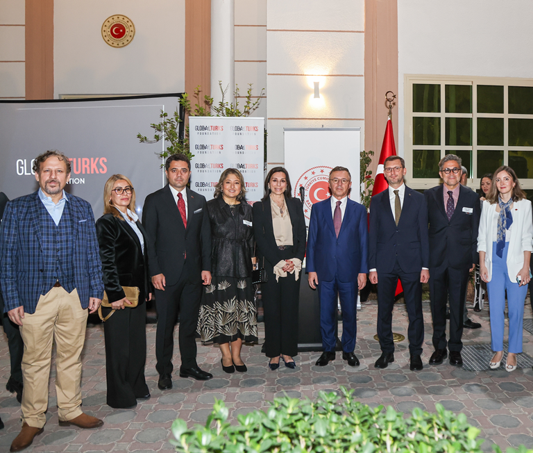 Global Turks Vakf��n�n Orta Do�u Lansman� Dubai�de Gerçekle�ti