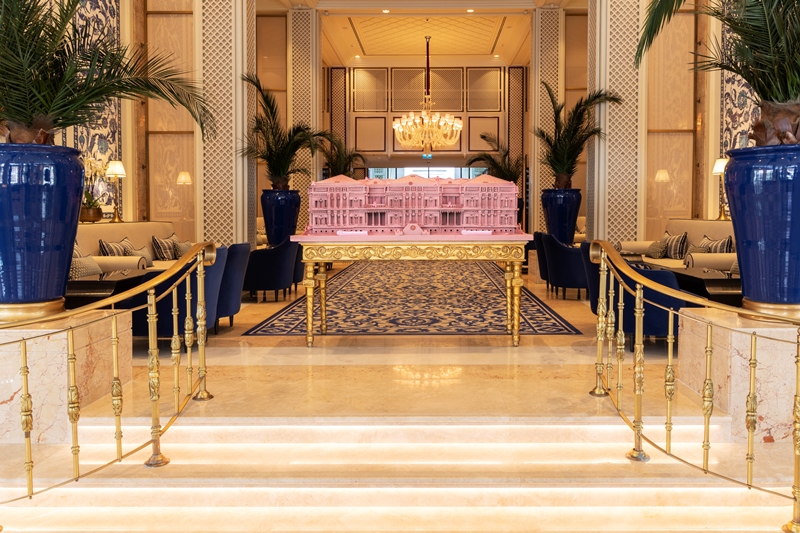 12 Y�ld�r Ç�ra�an Palace Kempinski �stanbul Ve MEMEDER Meme Kanseri Fark�ndal��� �çin El Ele