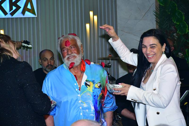 Zorba Taverna�da Fedon F�rt�nas�: "30 Y�l Bekledim Çünkü..."