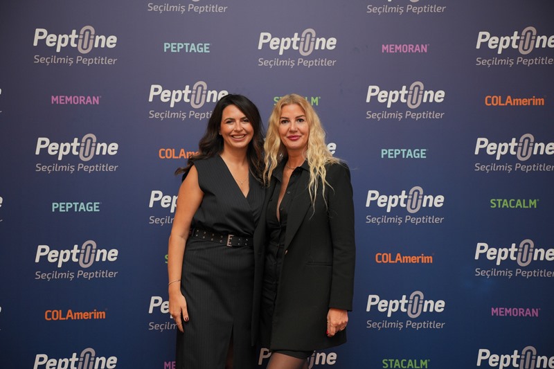 Pept�l�ne, �Seçilmi� Peptitler� Dünyas�n� Marka Elçisi Nebahat Çehre �le Tan�tt� 