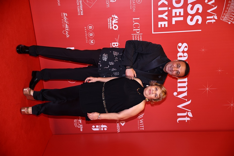 Sammyvit Klass Model Türkiye 2025 :  Ünlü �simler K�rm�z� Hal� ��kl���yla Oscar Gecesini Aratmad�