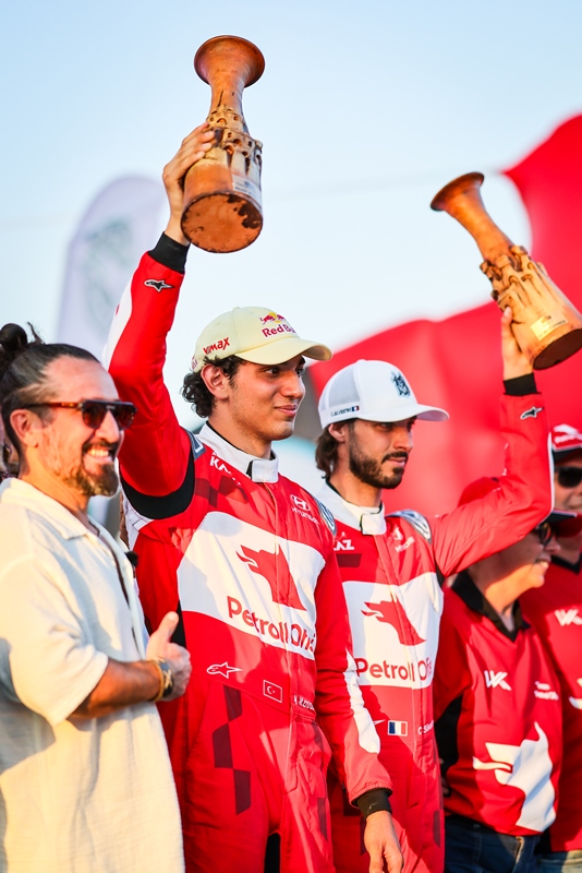 Kapadokya Rallisinde Zaferin Ad� Yine  Kerem Kazaz!