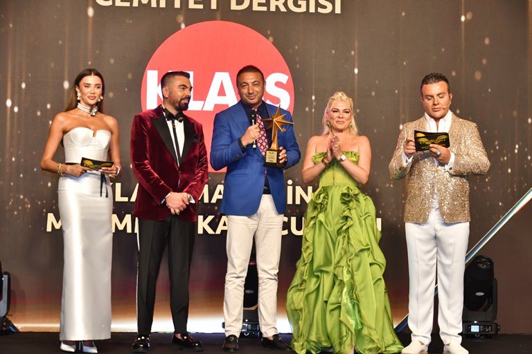 Muammer Kapucuolu : Ödüllerle Dolu Kariyer Yolculuuna Bir Yenisini Daha Ekleyerek Rekor Tazeledi 