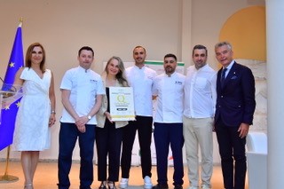 Türkiye'deki Be� Seçkin �talyan Restoran�na "March�o Osp�tal�tà Ital�ana" Kalite Sertifikas�