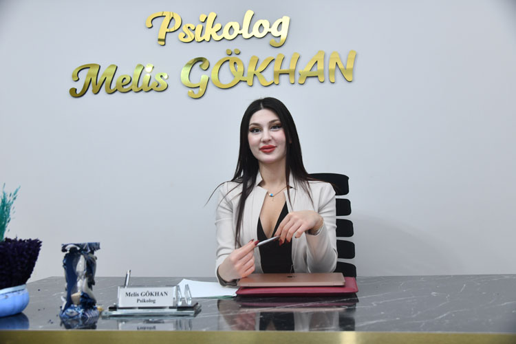 Melis Gökhan: Cinsel İsteksizlik Problemleri Psikoterapi ile Düzeltilebilir