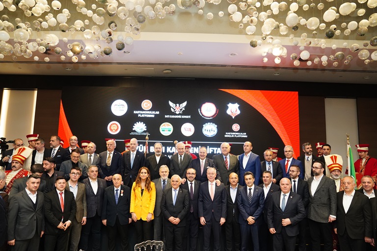 Kastamonulular Platformu Ve Bat� Karadeniz Konseyi'nin Birlik Ruhu �stanbul'da Ayn� Sofrada Bulu�tu 