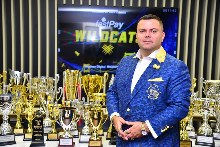 Orlando Carlo Calumeno :  S�ra D��� Ki�ili�i Ve S�ra D��� Yat�r�m Vizyonuyla Fark Yarat�yor 