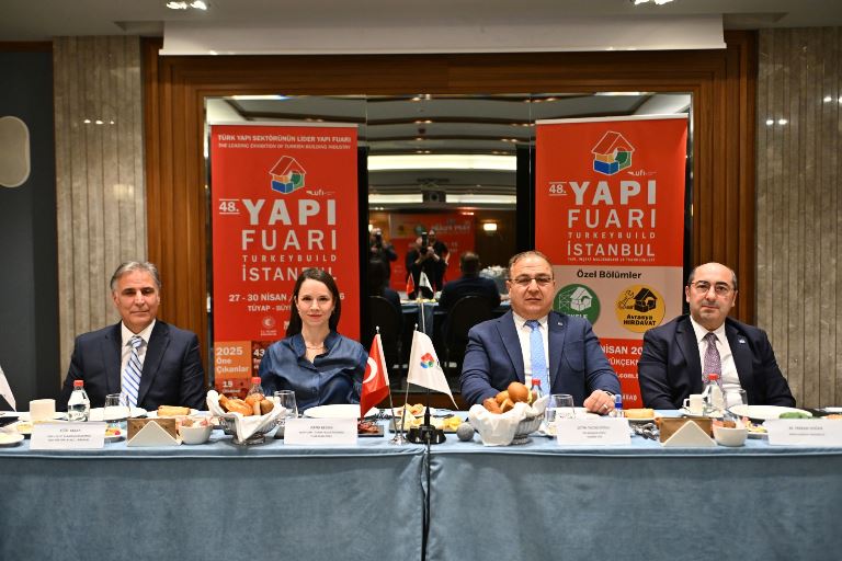 Yap� ve �n�aat Dünyas� 456 Milyon Euro�luk Ticaret Hacminde Bulu�uyor