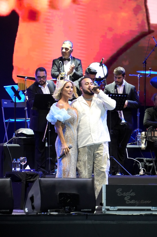 Seda Sayan Aç�khava�y� Sallad�
