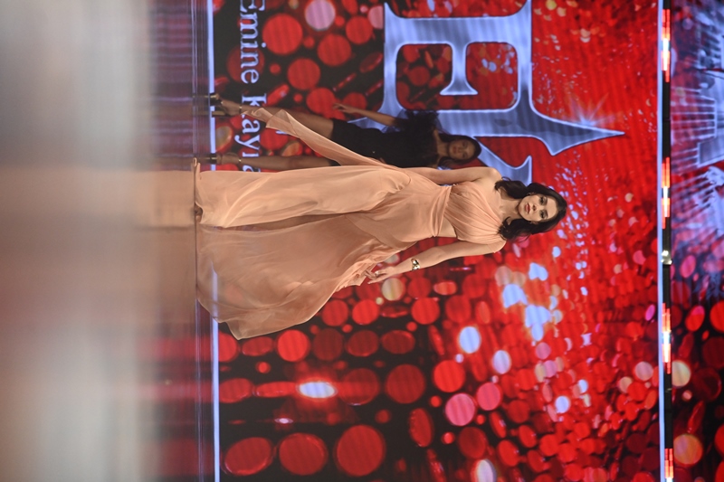 Emine Kayra Anla� : Sammyvit Klass Model Türkiye 2025�de Gerçekle�tirdi�i Defilesi �le Moda Dünyas�nda Ç���r Açt�