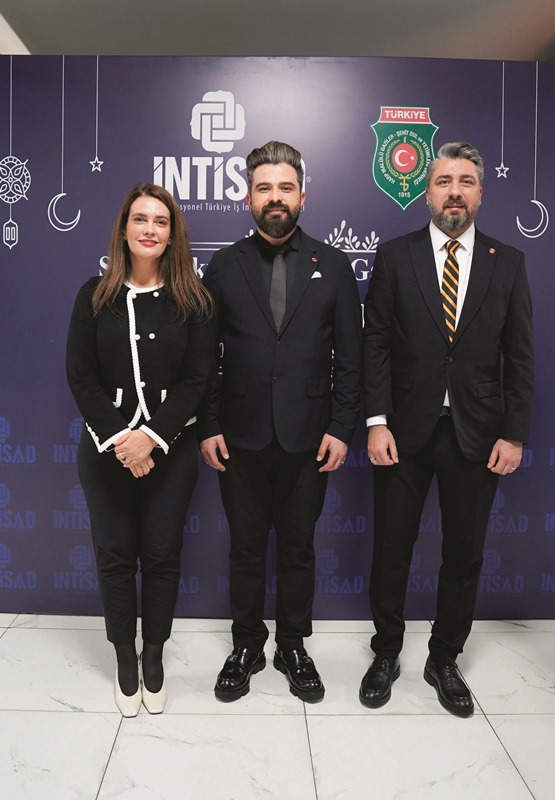 �ntisad�dan Ramazan�da Anlaml� Bulu�ma:  �ehit Ve Gazi Aileleri Ayn� Sofrada