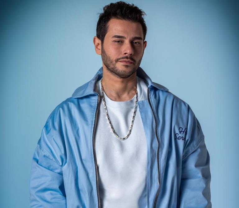 Cem Belevi �Bu �ark� �çimde Yeniden Do�du�