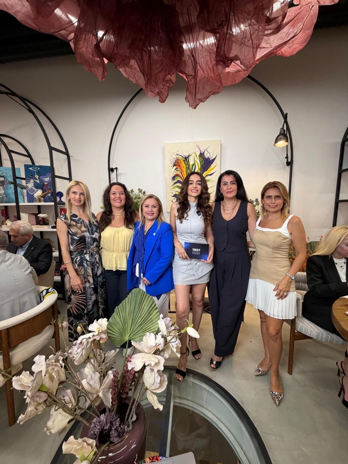 1907 Business Concept 2026 Kad�n Giri�imcileri Ve I� Dünyas� Profesyonellerini �stanbul�da Bulu�turdu  
