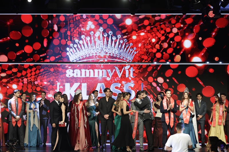 Ece Çetin- Taha Yi�it Tarakç� :  Sammyvit Klass Model Türkiye 2025�in Kral Ve Kraliçesi Oldular