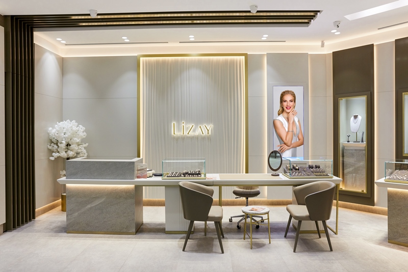 Ça�atay Serbes : Mücevherde Global Bir Ba�ari Hikayesi Ça�atay Serbes �le  Lizay�in Vizyoner Yolculu�u 