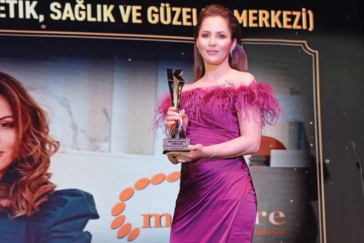 Emine Çam: Avrupa’da Başarılı Türk Kadını Modelini En İyi Şekilde Temsil Ediyor 