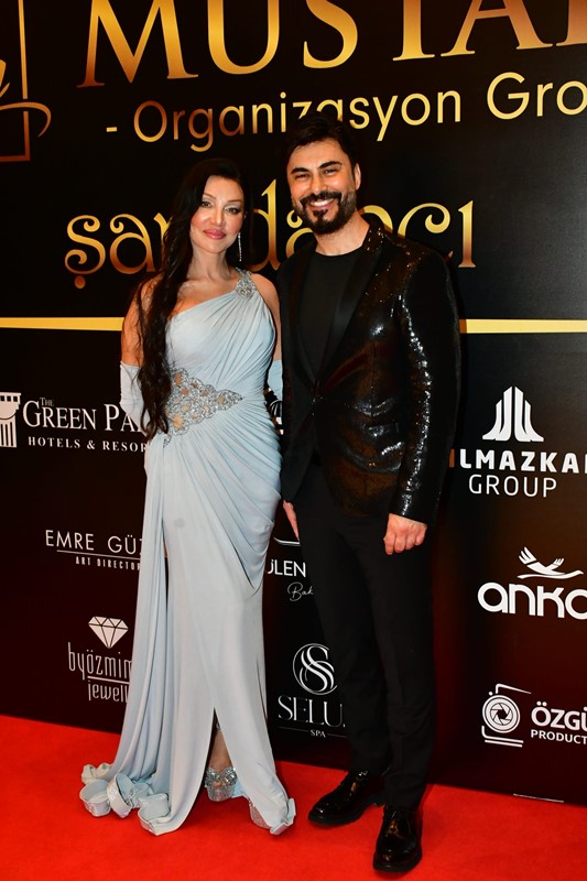 �amdanc� Ve By Mustafa Gaziantep, Görkemli Bir Gala �le Kap�lar�n� Açt� 