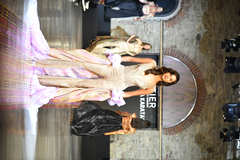 Alt�er Academy : Moda Tasar�m Ö�rencilerinden  Kutnu �pe�i �lhaml� Özel Defile 