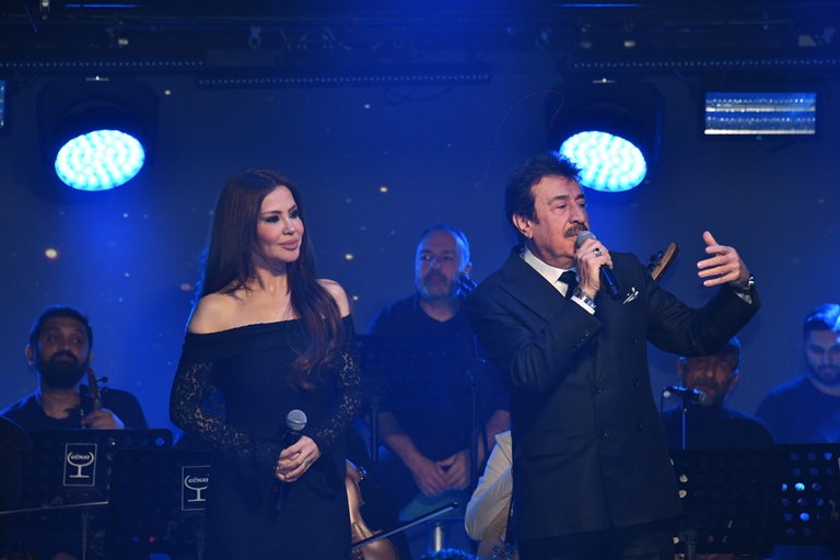 Günay Restaurant�ta  Moral Ve Dayan��ma Gecesi